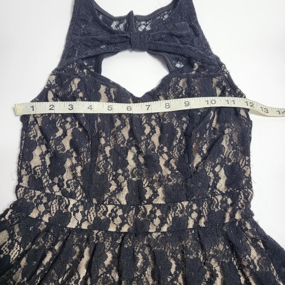 BUNDLE Materiel Girl Size Small Black and Cream Lace Dress - Picture 5 of 10